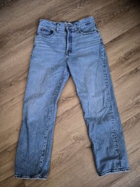 Madewell 90s Straight Crop Jeans 27